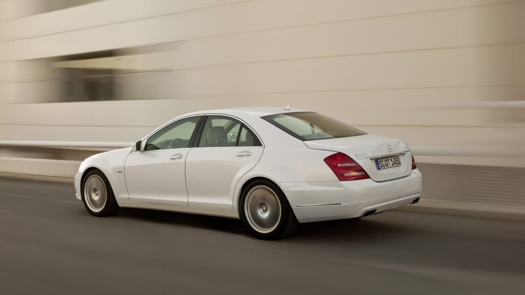 W211 Mercedes S-Class back side