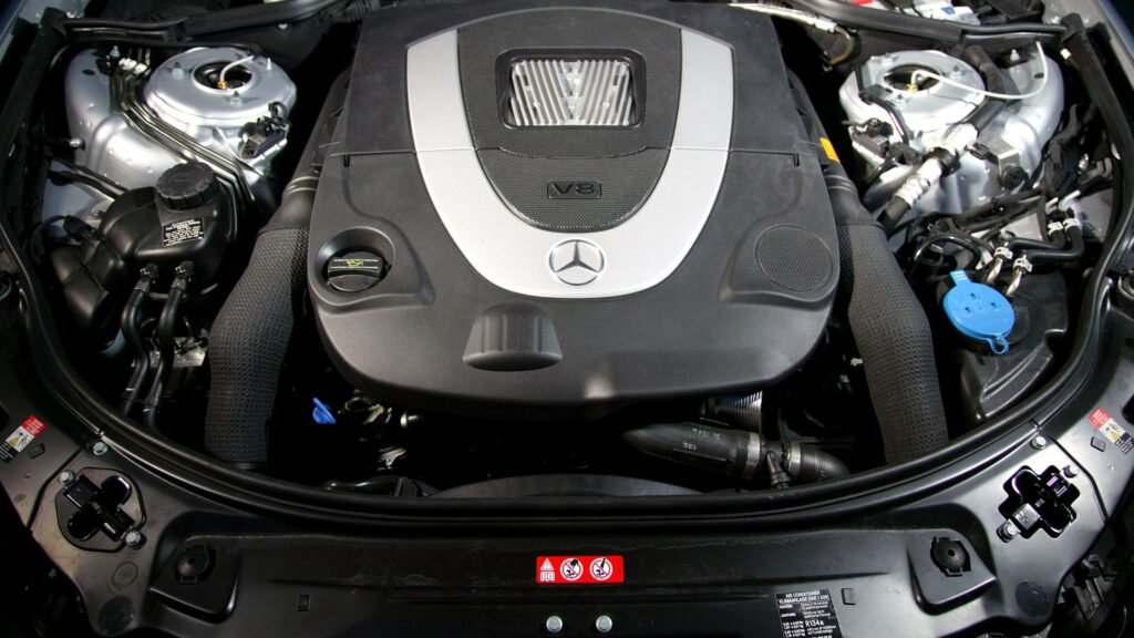 W221 S-Class engine