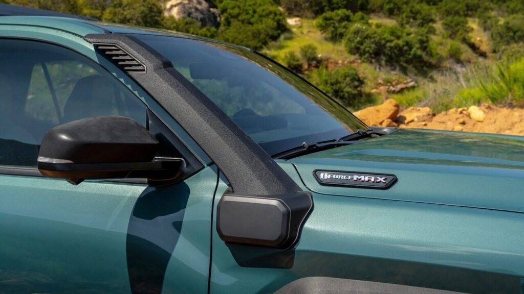 Toyota 4Runner Trailhunter high-mounted air intake