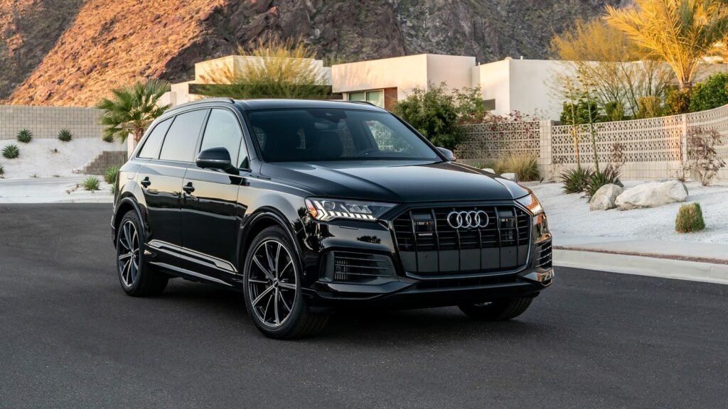 2020 Audi Q7 Black